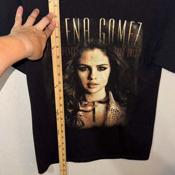 Selena Gomez Stars Dance Tour 2013 Men’s Size Small T-Shirt - Picture 6 of 9